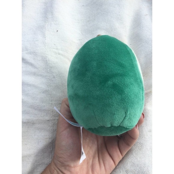 Squishmallows Austin Avocado Valentine's Heart kellytoy green plush 4735026 4.5" - Picture 4 of 11